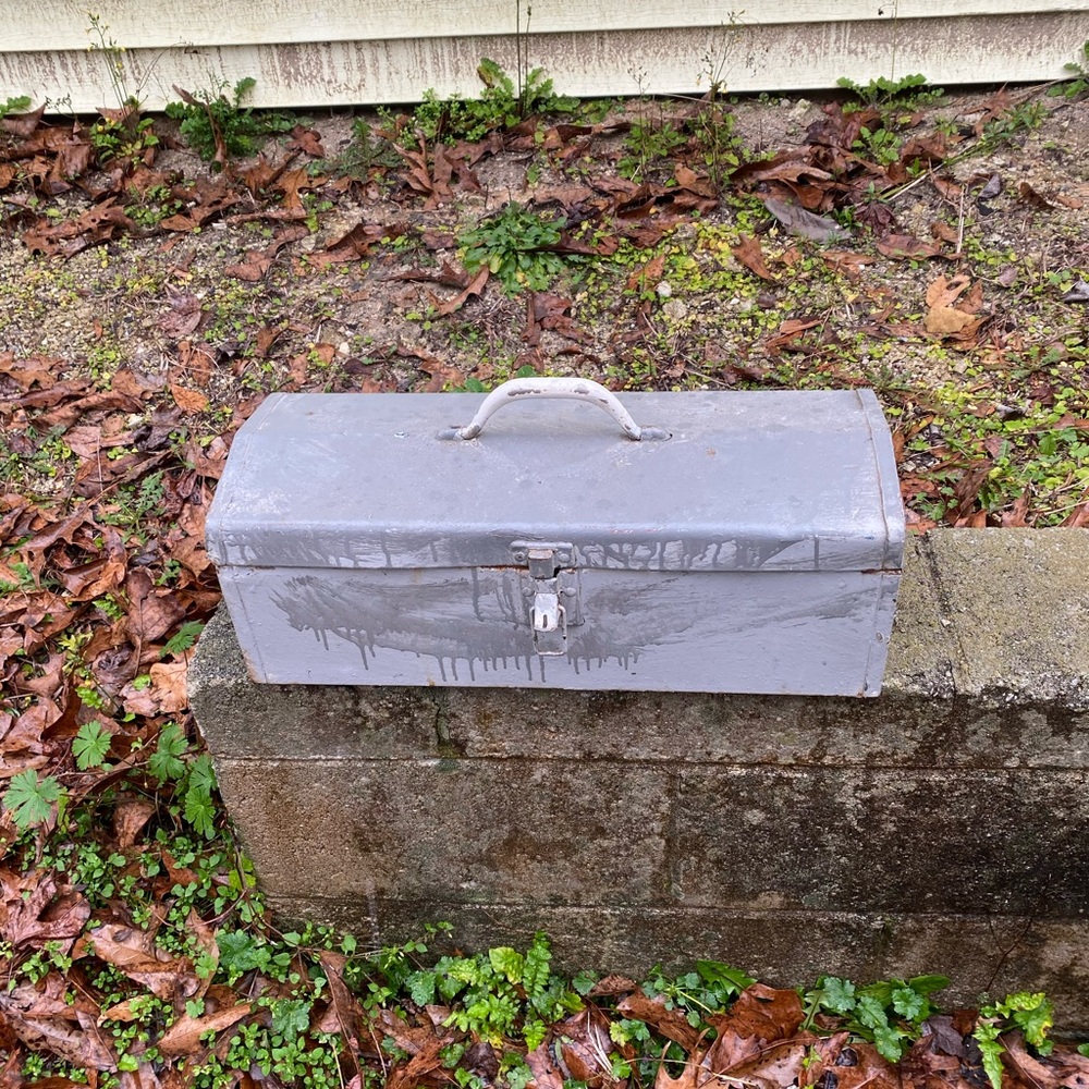 Metal box